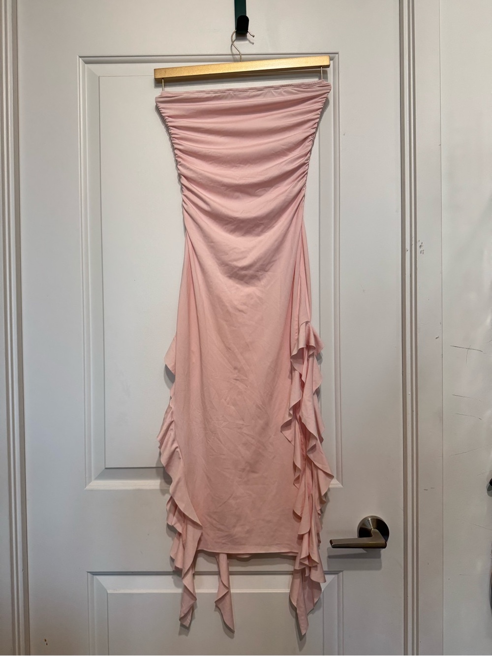 Strapless Pink Ruffle High-Slit Maxi Dress - Picture 3 of 4
